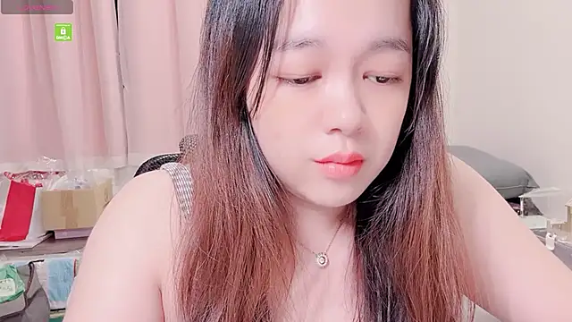 美女TW_Daisyboo在线直播