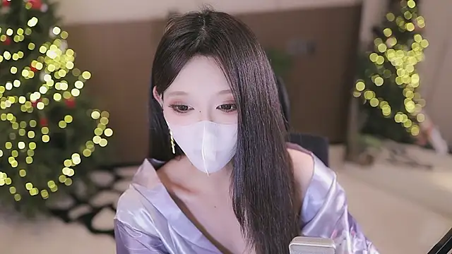 美女yaya_86在线直播