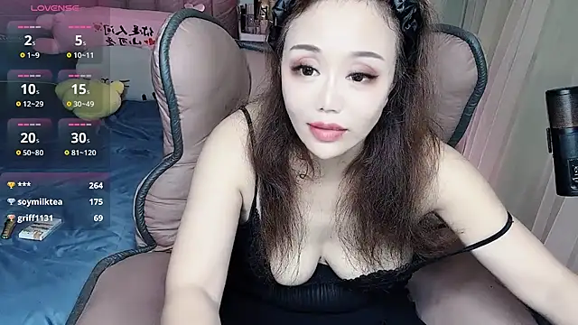美女-mioo-在线直播