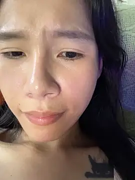 美女meiqi125216在线直播