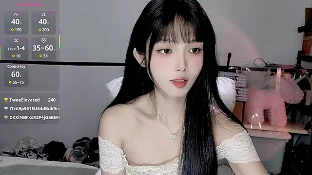 美女XueNi-888在线直播